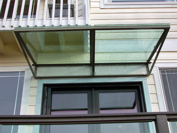 Prezzi-Installazione-coperture-per-negozi-Milano